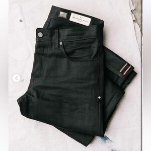 I&W Henry Lot 1 Black - Relaxed Tapered